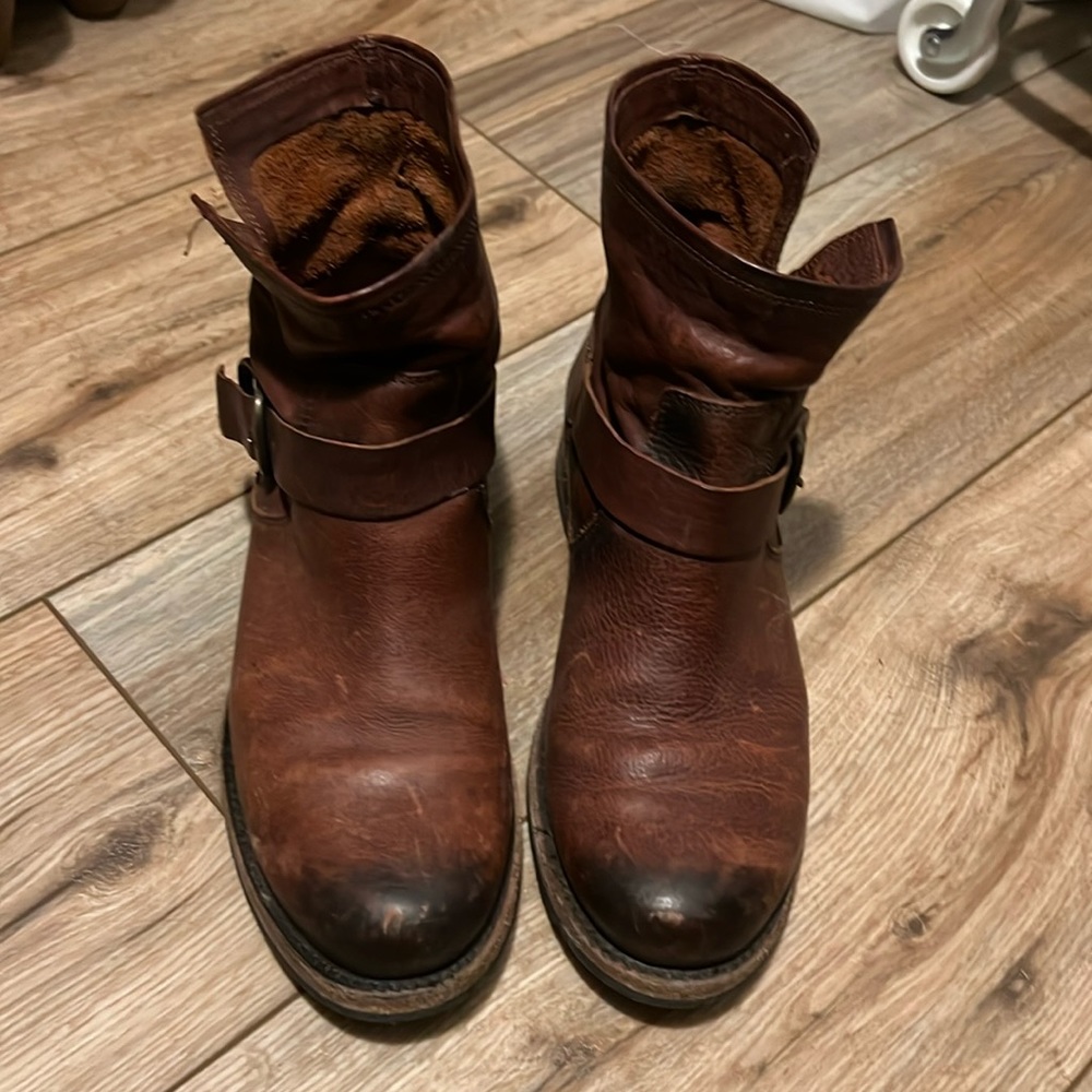 Frye Veronica Bootie Redwood